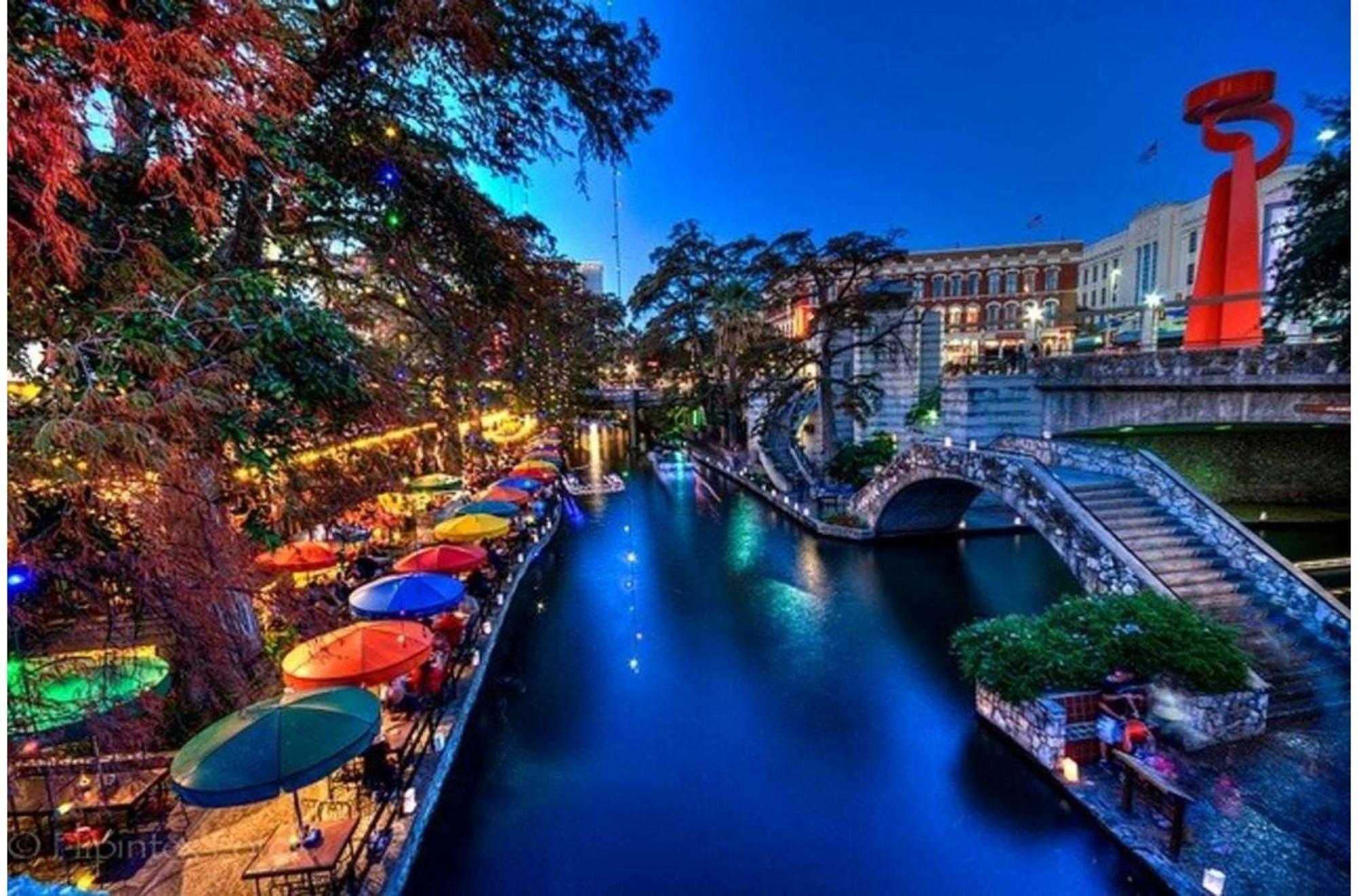 Holiday home Comfort And Style 4br3ba Near Riverwalk And Dtown San Antonio